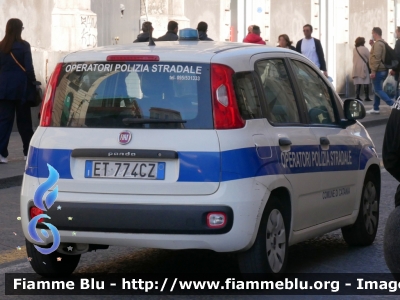 Fiat Nuova Panda II serie
Polizia Locale
Comune di Catania
Operatori Polizia Stradale
Codice automezzo: 48
Parole chiave: Fiat Nuova_Panda_IIserie