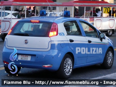 Fiat Punto VI serie
Polizia di Stato
Allestimento Nuova Carrozzeria Torinese
Decorazione grafica Artlantis
POLIZIA N5355
Parole chiave: Fiat Punto_VIserie POLIZIAN5355