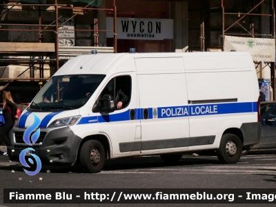 Fiat Ducato X290
Polizia Locale
Comune di Catania
Codice automezzo: 91
POLIZIA LOCALE YA 416 AF
Parole chiave: Fiat Ducato_X290 POLIZIALOCALEYA416AF YA416AF