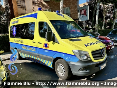 Mercedes-Benz Sprinter III serie restyle
España - Spagna
Ambulancias Ortigueira
Parole chiave: Ambulanza Ambulance