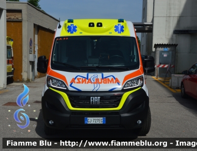 Fiat Ducato X290
Presidio Ospedaliero Latisana e Palmanova
Ambulanza 118 "LA-23"
Allestimento Mariani Fratelli
Parole chiave: Fiat Ducato X290