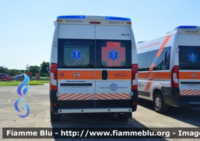 Fiat Ducato X290
Presidio Ospedaliero Latisana e Palmanova
Ambulanza 118 "PA-13"
Allestimento Mariani Fratelli
Parole chiave: Fiat Ducato X290