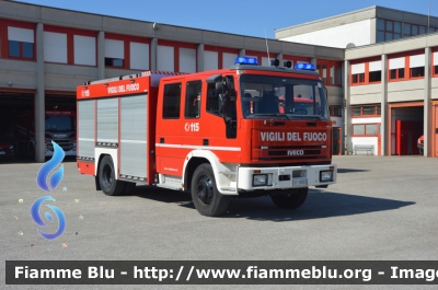 Iveco EuroFire 150E27 I serie
Vigili del Fuoco
Comando Provinciale di Pordenone
AutoPompaSerbatoio allestimento Iveco-Magirus
VF 18959
Parole chiave: Iveco EuroFire_150E27_Iserie VF 18959