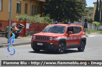 Jeep Renegade
Vigili del Fuoco
Comando Provinciale di Lucca
VF 29143
Particolarità i lampeggianti
Parole chiave: Jeep_Renegade