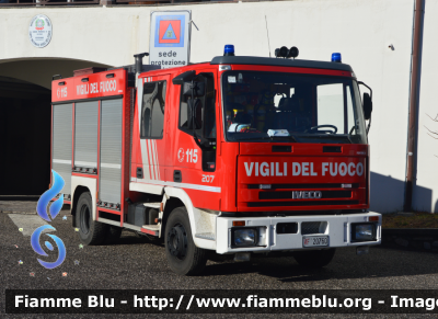 Iveco CityEuroFire 100E21 I serie
Vigili del Fuoco
Comando Provinciale di Udine
Distaccamento Volontario di Cercivento
AutoPompaSerbatoio allestimento Iveco-Magirus
Ricondizionata Fortini
VF 20760
Parole chiave: Iveco CityEuroFire_100E21_Iserie VF20760