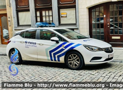 Opel Corsa
Koninkrijk België - Royaume de Belgique - Königreich Belgien - Belgio
Police Locale Bruxelles Capitale Ixelles - Brussel Hoofdstad Elsene
