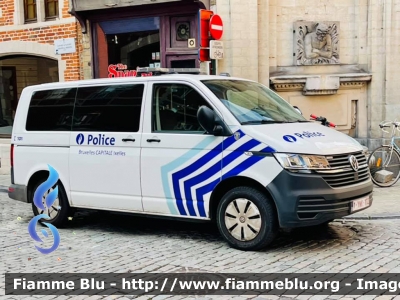 Volkswagen Transporter T6
Koninkrijk België - Royaume de Belgique - Königreich Belgien - Belgio
Police Locale Bruxelles Capitale Ixelles - Brussel Hoofdstad Elsene
