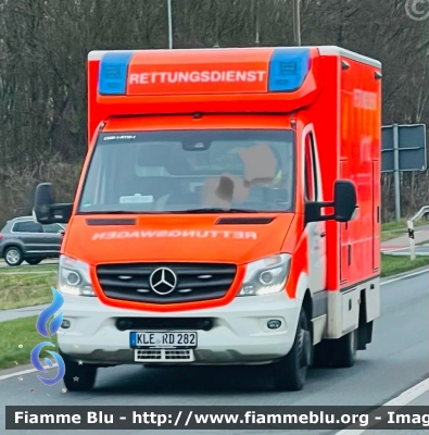 Mercedes-Benz Sprinter III serie restyle
Bundesrepublik Deutschland - Germany - Germania
Rettungsdienst Kreises Kleve
Parole chiave: Ambulanza Ambulance