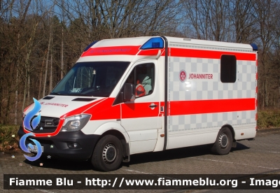 Mercedes-Benz Sprinter III serie restyle
Bundesrepublik Deutschland - Germania
Die Johanniter Hagen
Parole chiave: Ambulanza Ambulance