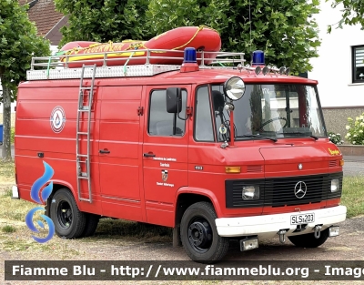 Mercedes-Benz LF 410
Bundesrepublik Deutschland - Germany - Germania
Feuerwehr Wallerfangen LBZ Wallerfangen SL
