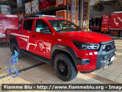 Toyota Hilux 
Vigili del Fuoco
Unione Distrettuale di Bolzano
Corpo Volontario di Laives
Freiwillige Feuerwehr Leifers BZ
VF FW3HY
