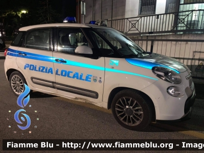 Fiat 500L
Polizia Municipale
Comune di Pineto (TE)
POLIZIA LOCALE YA 938AD
Parole chiave: Fiat 500L POLIZIALOCALEYA938AD