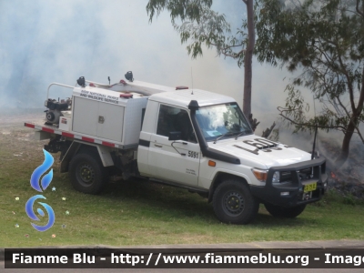 Toyota Land Cruiser
Australia
NSW National Parks and Wildlife Service
