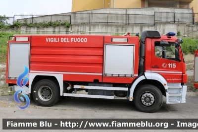 Mercedes-Benz Atego I serie 
Vigili del Fuoco
Comando Provinciale di Asti
Distaccamento Volontari di Canelli (AT)
Autobotte Allestimento BAI
VF 22058
Parole chiave: Mercedes-Benz Atego_Iserie VF22058