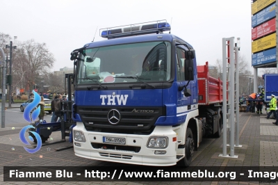 Mercedes-Benz Actros 
Bundesrepublik Deutschland - Germania
Technisches Hilfswerk
THW 89589
