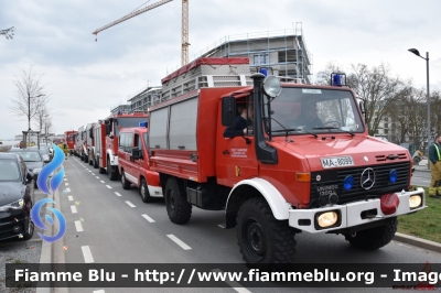 Mercedes-Benz Unimog 1300L
Bundesrepublik Deutschland - Germania
Feuerwehr Mannheim
