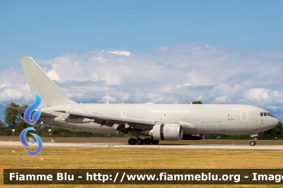 Boeing KC-767A
Aeronautica Militare Italiana
14° Stormo
62229
AM 14-04
Parole chiave: Boeing KC-767A AM14-04