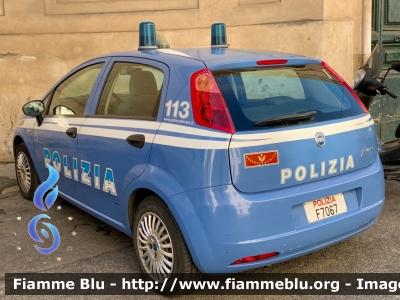 Fiat Grande Punto
Polizia di Stato
Reparto Mobile di Roma
Polizia F7067
Parole chiave: Fiat Grande_Punto POLIZIAF7067