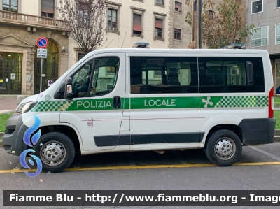 Peugeot Boxer IV serie
Polizia Locale
Comune di Milano
Nucleo Operativo
Allestimento Focaccia 
Parole chiave: Peugeot Boxer_IVserie 