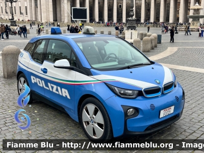 Bmw i3
Polizia di Stato
Ispettorato di Pubblica Sicurezza presso il Vaticano
Allestimento Focaccia
Decorazione Grafica Artlantis
POLIZIA F3721
Parole chiave: Bmw i3 POLIZIAF3721