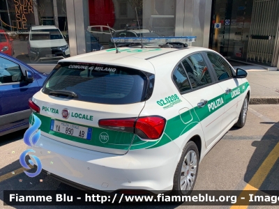 Fiat Nuova Tipo
Polizia Locale
Comune di Milano
Allestimento Focaccia
POLIZIA LOCALE YA890AB
Parole chiave: Fiat Nuova_Tipo POLIZIALOCALEYA890aB