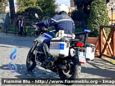 Moto Guzzi V85 TT
Polizia Roma Capitale
Parole chiave: Moto-Guzzi V85_TT