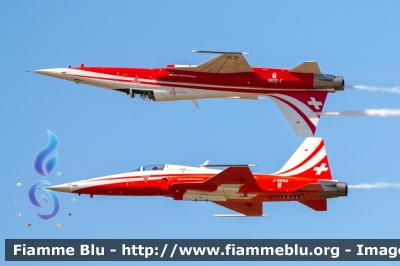 Northrop F-5E Tiger II
Schweiz - Suisse - Svizra - Svizzera
Aviazione Militare
Patrouille Suisse
Parole chiave: Northrop F-5E_Tiger_II