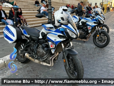 Yamaha MT-07 Tracer
Polizia Roma Capitale
Nucleo Radiomobile
Parole chiave: Yamaha MT-07_Tracer