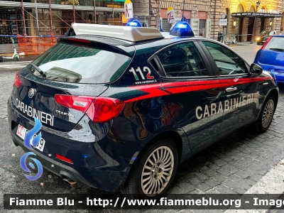 Alfa Romeo Nuova Giulietta restyle
Carabinieri
Nucleo Radiomobile
Allestimento FCA
Decorazione Grafica Artlantis
CC EC 999
Parole chiave: Alfa-Romeo Nuova_Giulietta_restyle CCEC999