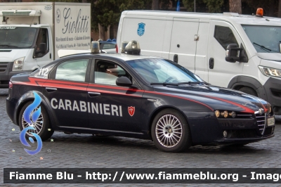 Alfa-Romeo 159
Carabinieri
Nucleo Radiomobile
CC CB 502
Parole chiave: Alfa-Romeo 159 CCCB502