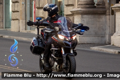 Ducati Multistrada 1260
Carabinieri
Nucleo Radiomobile
3^ Sezione Motociclisti
Allestimento Focaccia
Parole chiave: Ducati Multistrada_1260