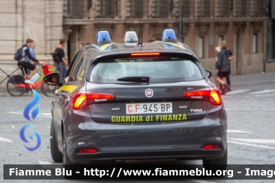 Fiat Nuova Tipo
Guardia di Finanza
Allestimento NCT Nuova Carrozzeria Torinese
Decorazione Grafica Artlantis
GdiF 945 BP
Parole chiave: Fiat Nuova_Tipo GdiF945BP