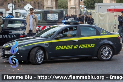 Alfa Romeo 159
Guardia di Finanza
GdiF 138 BH
Parole chiave: Alfa-Romeo 159  GdiF138BH