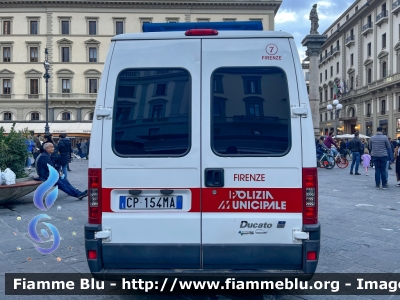 Fiat Ducato III serie
Polizia Municipale 
Comune di Firenze
Polizia di Quartiere
Codice Automezzo: 7
Parole chiave: Fiat Ducato_IIIserie