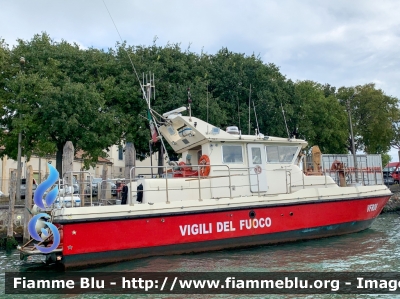 MotoBarcaPompa Classe RAF
Vigili del Fuoco
Comando Provinciale di Venezia
Distaccamento Portuale
VFR 08
Parole chiave: MotoBarcaPompa Classe_RAF VFR08