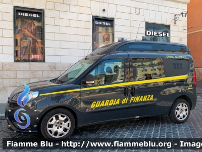 Fiat Doblò XL IV serie
Guardia di Finanza
Servizio Cinofili
GdiF 193 BM
Parole chiave: Fiat Doblò_XL_IVserie GdiF193BM