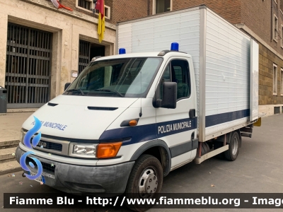 Iveco Daily III serie
Polizia Municipale 
Comune di Roma
Parole chiave: Iveco Daily_IIIserie