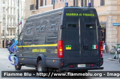 Iveco Daily III serie
Guardia di Finanza
Automezzo Blindato per Ordine Pubblico
Allestimento Repetti 
Decorazione Grafica Artlantis
GdiF 546 BA
Parole chiave: Iveco Daily_IIIserie GdiF546BA