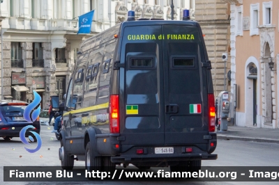 Iveco Daily III serie
Guardia di Finanza
Automezzo Blindato per Ordine Pubblico
Allestimento Repetti 
Decorazione Grafica Artlantis
GdiF 546 BA
Parole chiave: Iveco Daily_IIIserie GdiF546BA