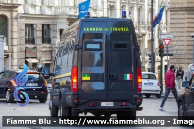 Iveco Daily III serie
Guardia di Finanza
Automezzo Blindato per Ordine Pubblico
Allestimento Repetti 
Decorazione Grafica Artlantis
GdiF 546 BA
Parole chiave: Iveco Daily_IIIserie GdiF546BA