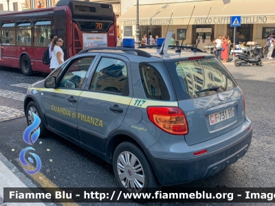 Fiat Sedici
Guardia di Finanza
Reparto Operativo Aeronavale
Autovettura dotata di apparati radio VHF 
GdiF 731 BD
Parole chiave: Fiat Sedici  GdiF731BD