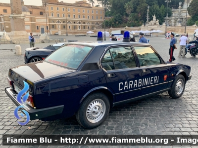 Alfa Romeo Alfetta
Carabinieri
Nucleo Operativo Radiomobile
Veicolo Storico
EI VS 090
Parole chiave:  Alfa-Romeo Alfetta EIVS090