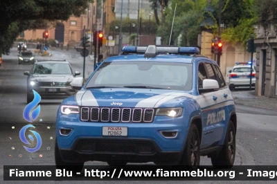 Jeep Grand Cherokee
Polizia di Stato
Reparto Prevenzione Crimine
Unità Operativa di Primo Intervento
POLIZIA M2862
Parole chiave: Jeep Grand_Cherokee POLIZIAM2862