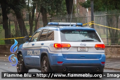 Jeep Grand Cherokee
Polizia di Stato
Reparto Prevenzione Crimine
Unità Operativa di Primo Intervento
POLIZIA M2862
Parole chiave: Jeep Grand_Cherokee POLIZIAM2862