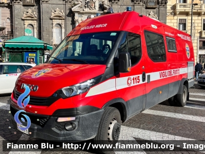 Iveco Daily VI serie
Vigili del Fuoco
Comando Provinciale di Napoli
Nucleo NBCR
Allestimento Divitec
VF 30876
Parole chiave: Iveco Daily_VIserie VF30876