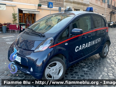 Mitsubishi I-Miev
Carabinieri
Allestimento NCT Nuova Carrozzeria Torinese
Decorazione Grafica Artlantis
CC DI 579
Parole chiave: Mitsubishi I-Miev CCDI579