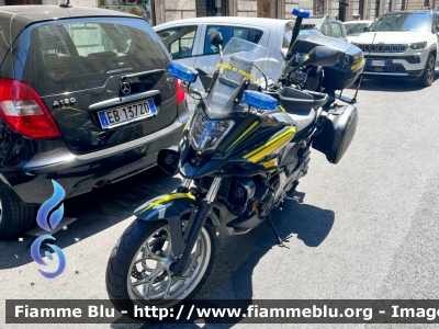 Honda NC750X
Guardia di Finanza
Allestimento Bertazzoni
Decorazione Grafica Artlantis
GdiF 12181
Parole chiave: Honda NC750X GdiF12181