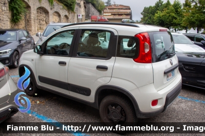 Fiat Nuova Panda II serie 4x4
Repubblica di San Marino
Gendarmeria
POLIZIA 187
Parole chiave: Fiat Nuova_Panda_IIserie_4x4 POLIZIA187