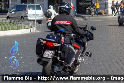 Bmw R1200RT III serie
Carabinieri
Polizia Militare presso la Marina Militare
MM A5050
Parole chiave: Bmw R1200RT_IIIserie MMA5050