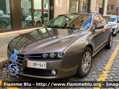 Alfa Romeo 159
Carabinieri
Comando Carabinieri Unità per la tutela Forestale, Ambientale e Agroalimentare
CC DP 941
Parole chiave: Alfa-Romeo 159 CCDP941